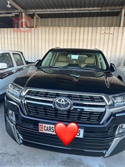 تۆیۆتا لاند کروزەر